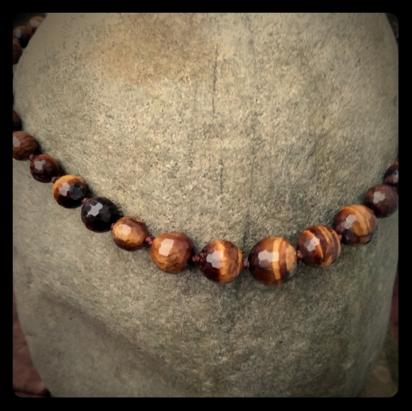Tiger's Eye Necklace - Picture 8 of 8